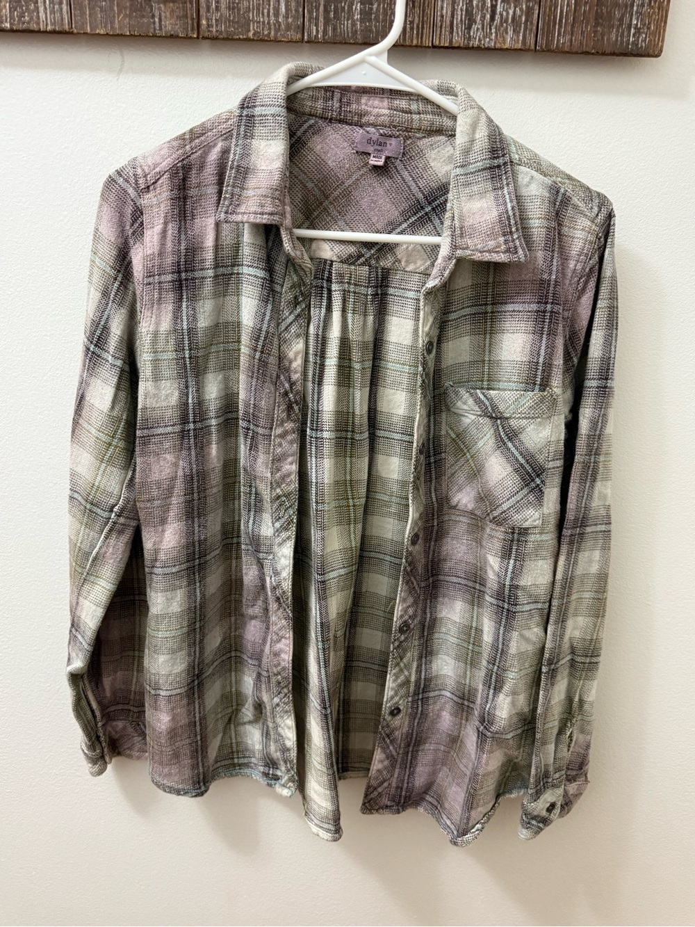 Dylan size small  Plaid Button-Up Shirt in Taupe & Olive